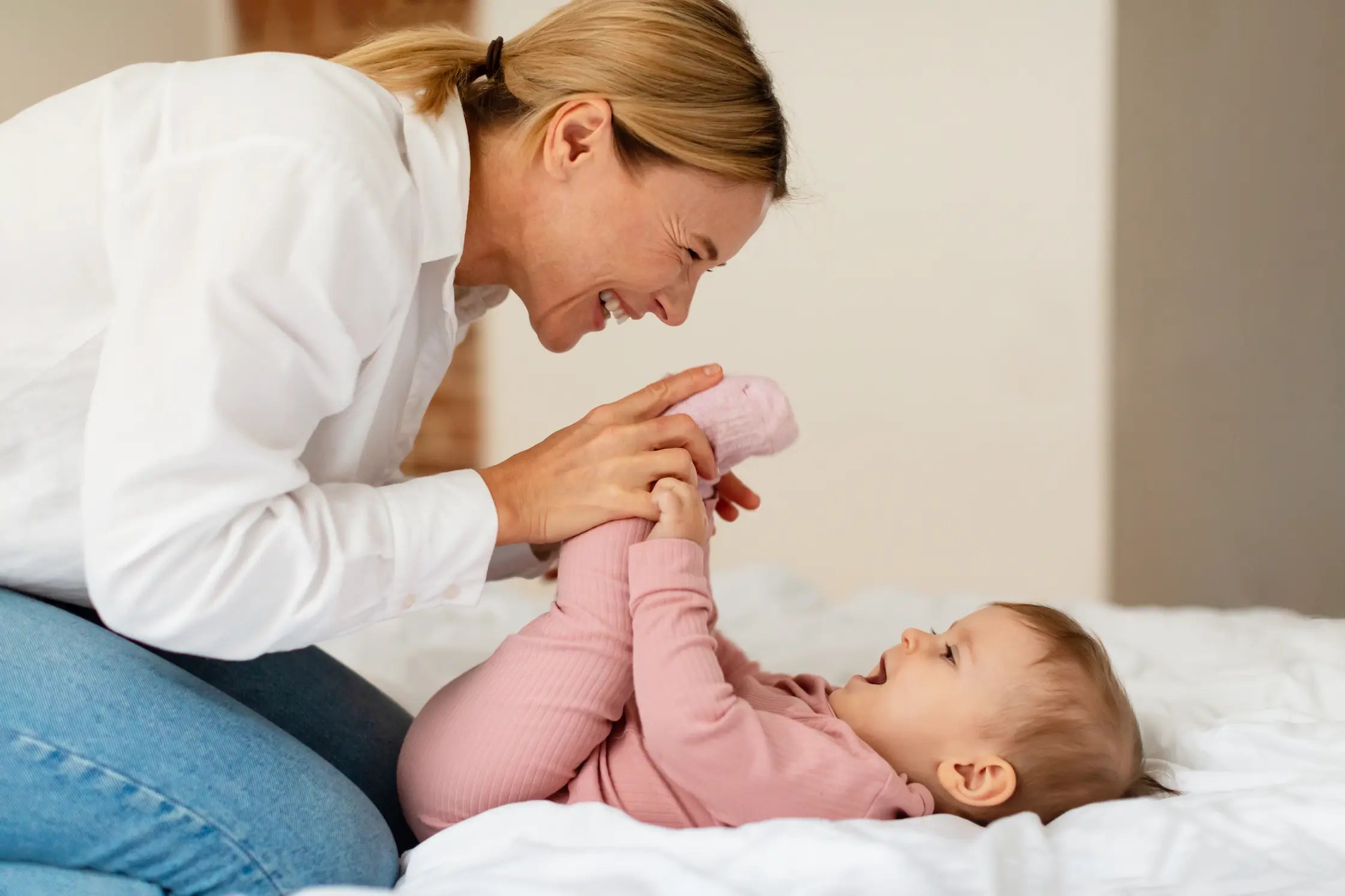 Lallazione nei neonati: i primi passi nel linguaggio